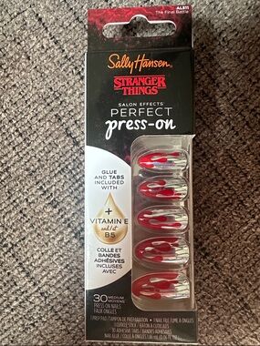 Sally’s Hansen -Stranger Things Press on Nails